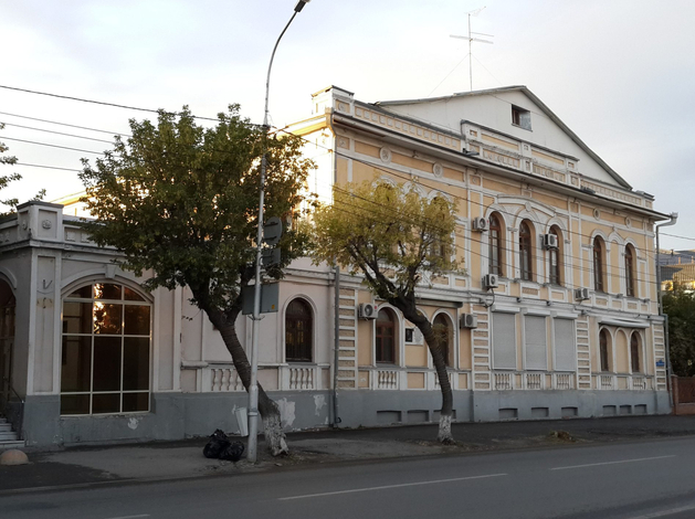 Дом Ядрышникова в центре Тюмени выставили на торги за 55 млн рублей