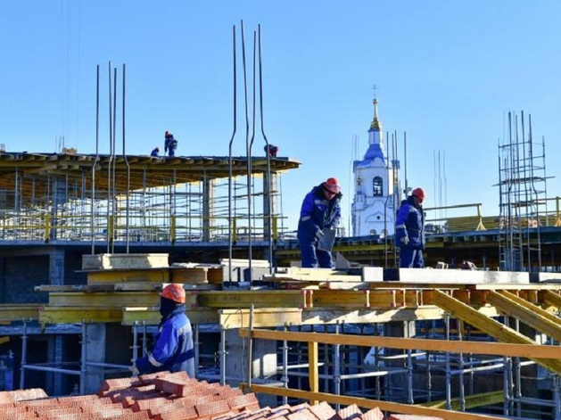 На крыше нового корпуса ТюмГУ в центре города появится смотровая площадка