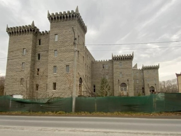 В Тюмени продали недостроенный «замок» Пискайкина