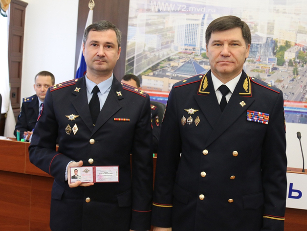 Вячеслав Шуляк слева рядом с Юрием Алтыновым