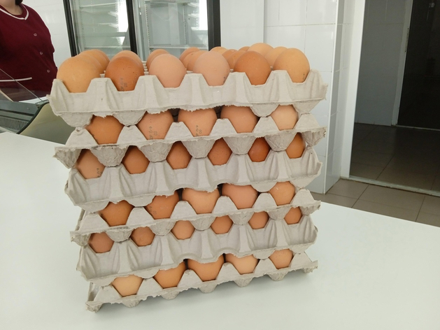 ФАС предложила тюменским птицефабрикам добровольно ограничить цены на яйца