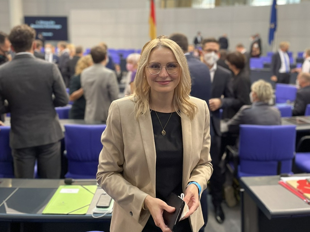 «В России не удалось бы стать депутатом». Бывшая тюменка избралась в германский бундестаг