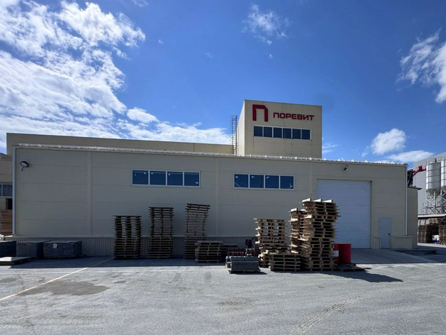 Тюменский холдинг вложил 136 млн в новый цех по выпуску тротуарной плитки