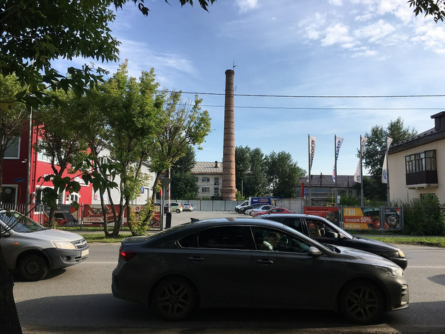 В Тюмени готовят к сносу старинную кирпичную башню