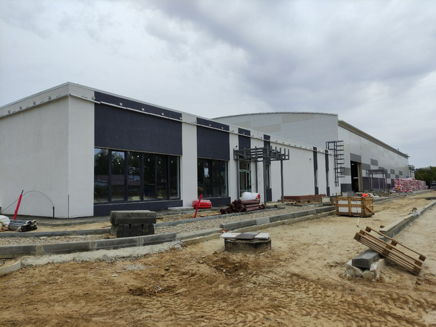 Крытый каток на улице Судоремонтной в Тюмени обещают достроить в сентябре