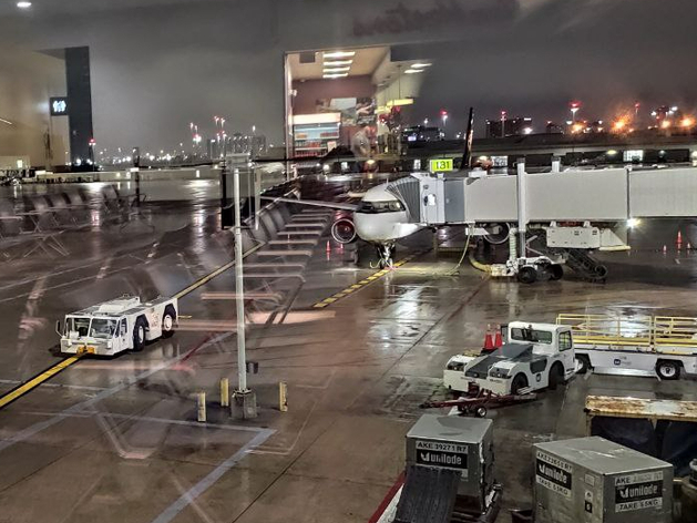 Тюменский перевозчик возобновляет прямые перелеты из Рощино в ОАЭ