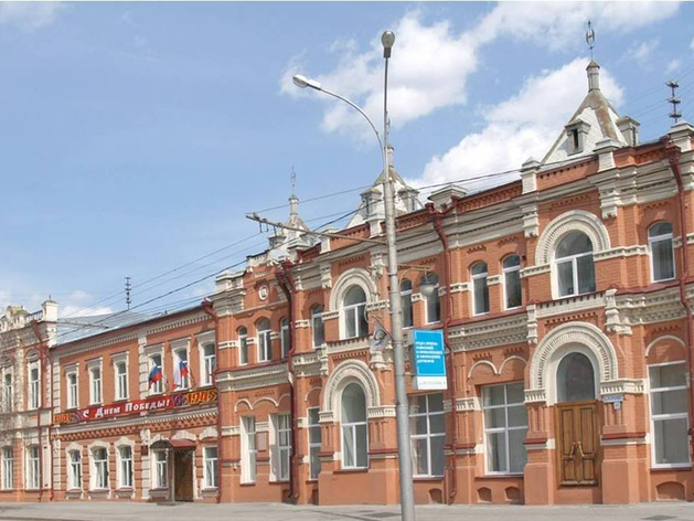 Старинный тюменский комплекс в псевдорусском стиле выставят на аукцион Старинный тюменский комплекс в псевдорусском стиле выставят на аукцион