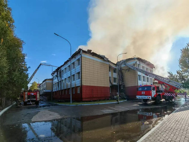 В Тюмени из-за пожара закрыли школу, возбуждено уголовное дело В Тюмени из-за пожара закрыли школу, возбуждено уголовное дело