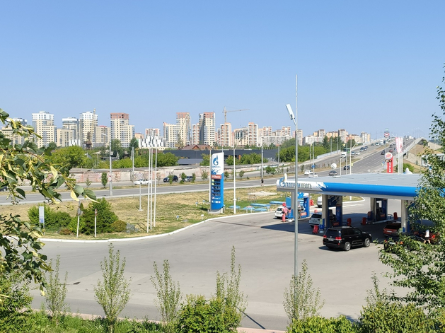 «Газпромнефть» отменяет лимиты на автозаправках в Тюменской области «Газпромнефть» отменяет лимиты на автозаправках в Тюменской области